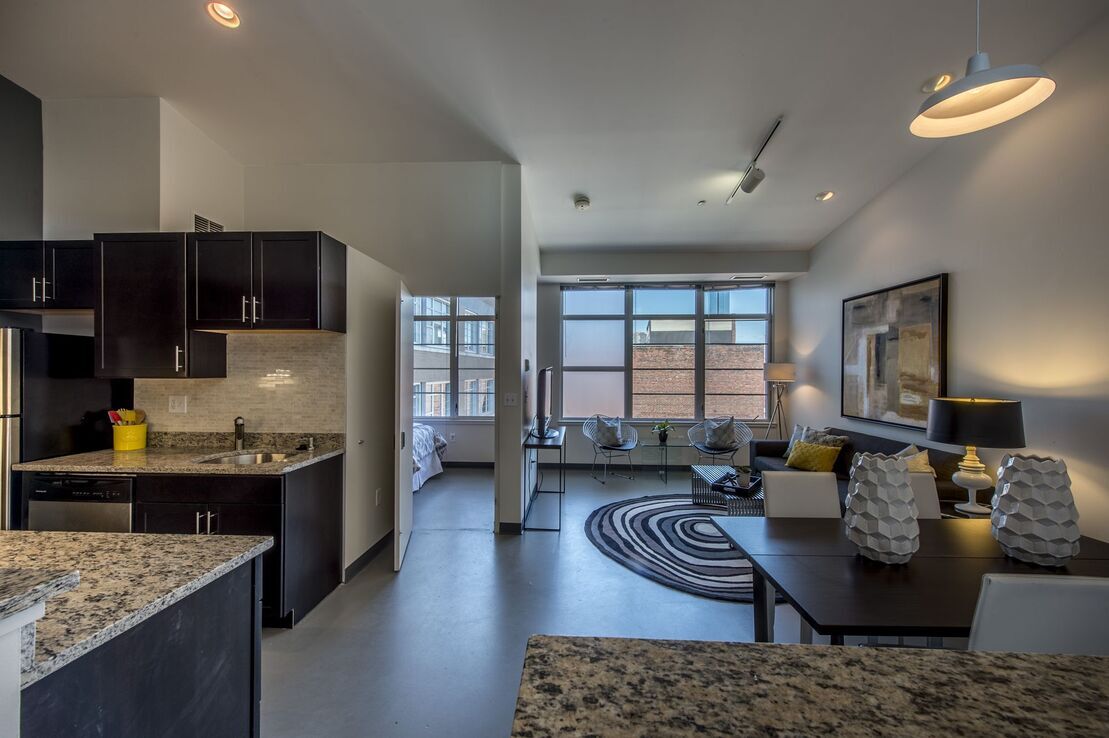 Foto principal - 273 E Berkeley St