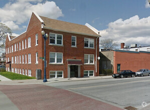 Building Photo - Elsmere Apartments