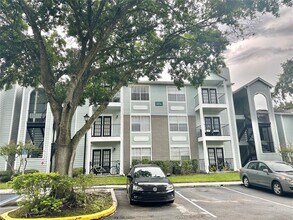 Building Photo - 2550 N Alafaya Trail
