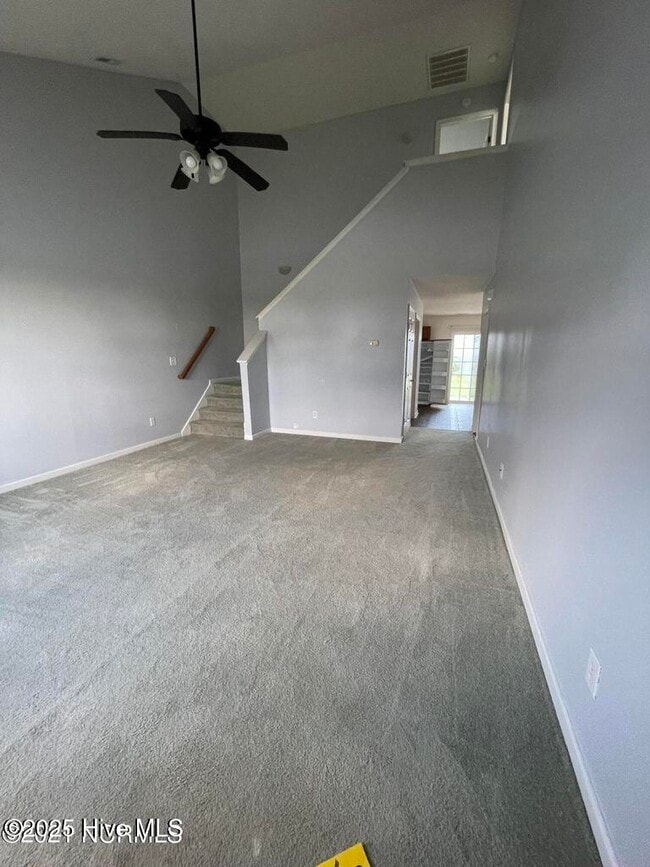 Building Photo - 226 Jessie Cir