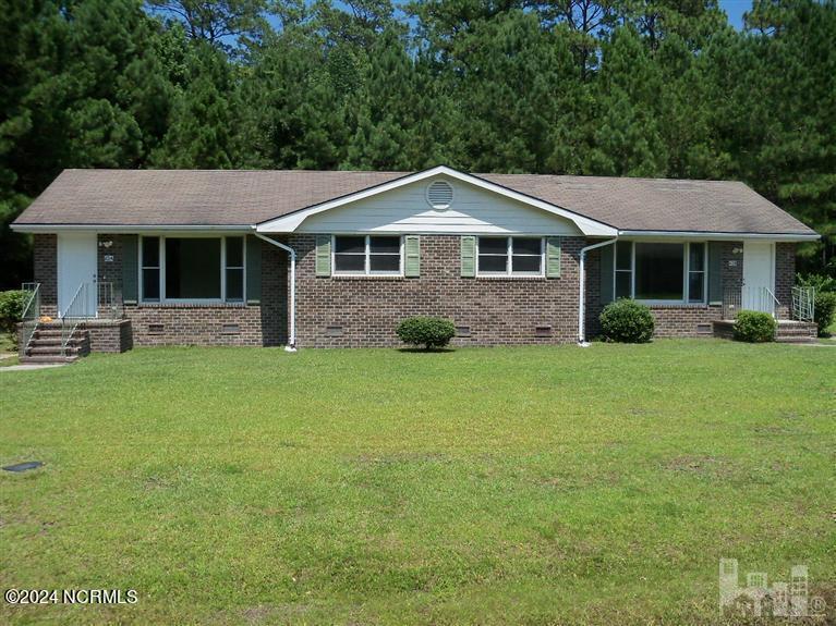 Primary Photo - 112 Yulan Dr