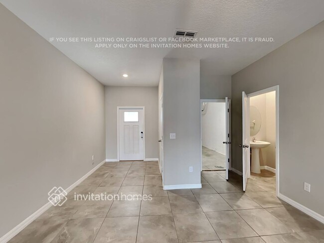 Foto del edificio - 8507 Druid Oaks Ln