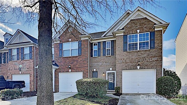 Foto del edificio - 9590 Walkers Glen Dr NW