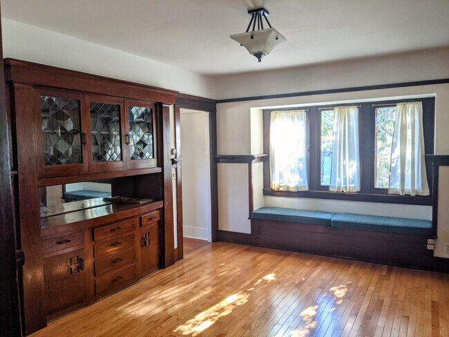Dining Room with Window Seat - 399 E Elizabeth St