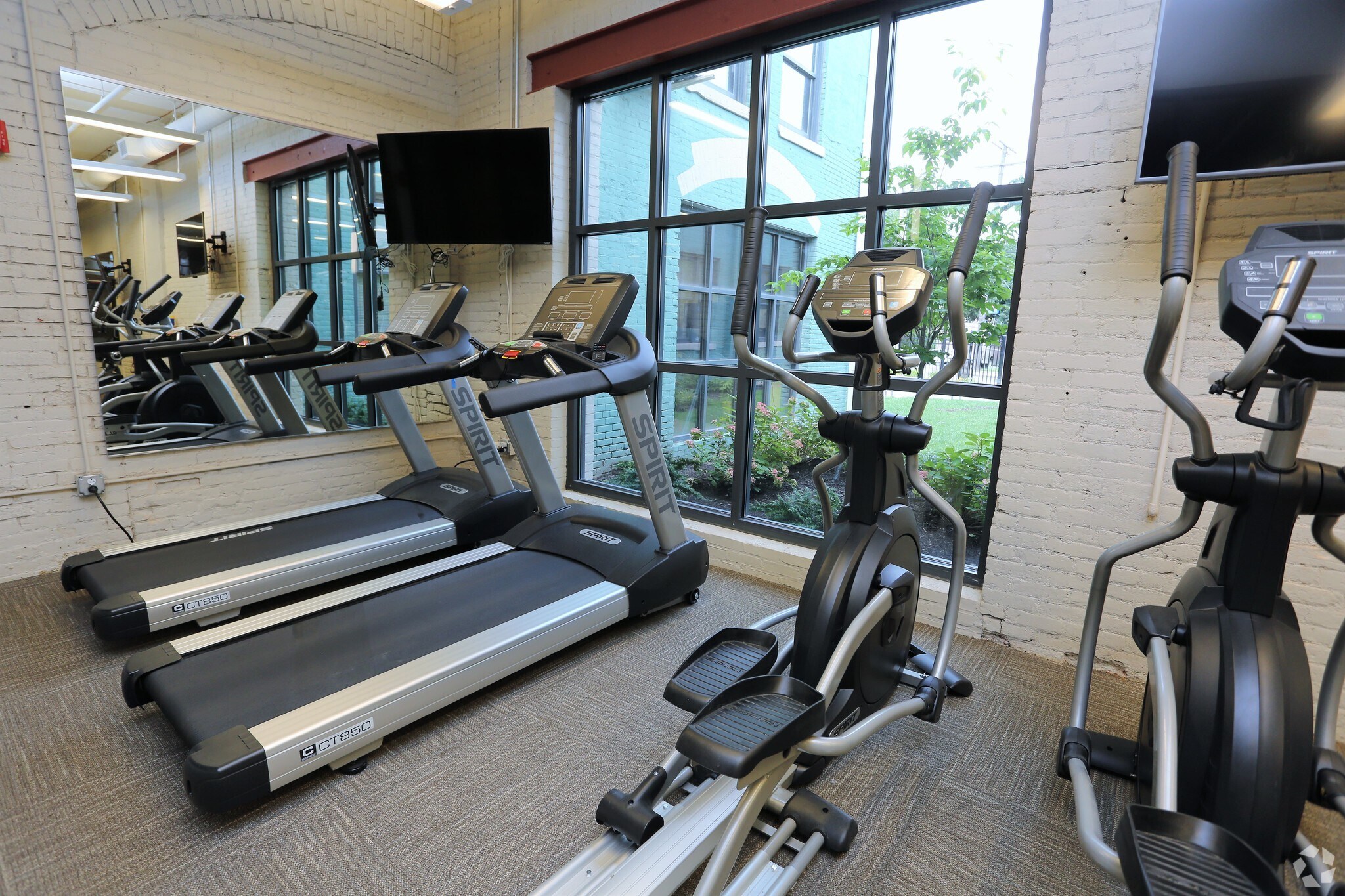West 25th Street Lofts – photo 3