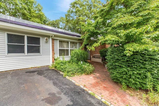 Foto del edificio - 34 Summercress Ln