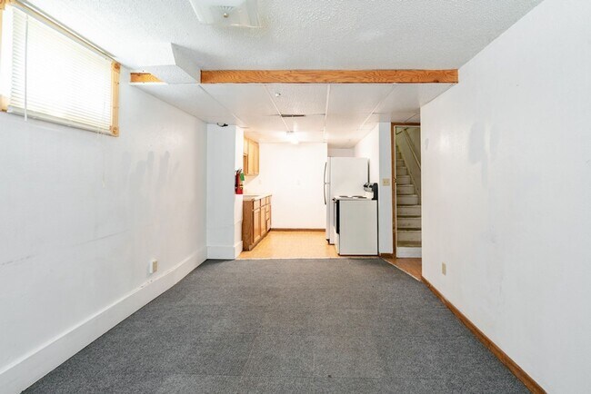 Foto del edificio - 804 W 18th St - Cedar Falls