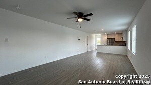 Foto del edificio - 7234 Tides Trails