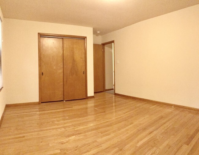 Foto del edificio - 15422 South Park Ave