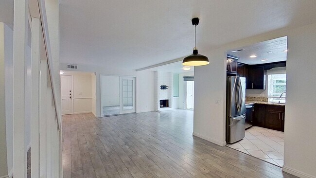 Foto del edificio - 902 Van Ness Ct