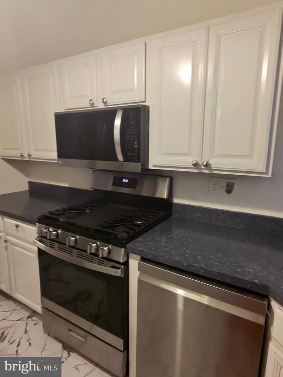 Foto del edificio - 11380 Cherry Hill Rd