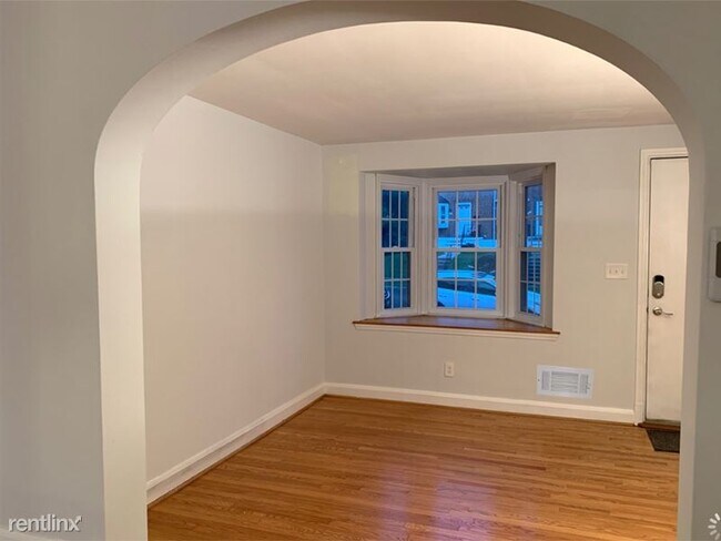 Foto del edificio - 3 br, 1.5 bath House - 8315 Wyton Rd