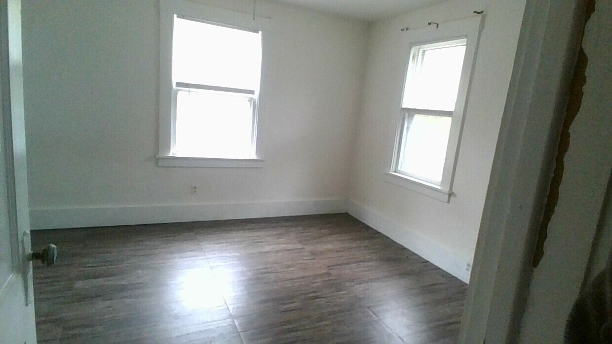 196 Hampden Rd, Rochester, NY 14610 House Rental in Rochester, NY