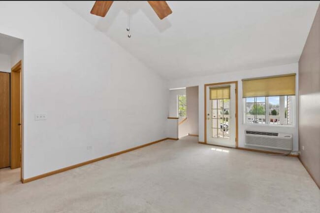 Building Photo - 2319 Silverstone Dr
