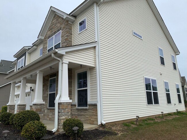Building Photo - BEAUTIFUL TWO STORY TRADITIONAL HOME - ON ...