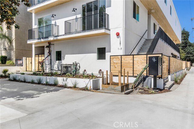 Foto del edificio - 11241 Morrison St