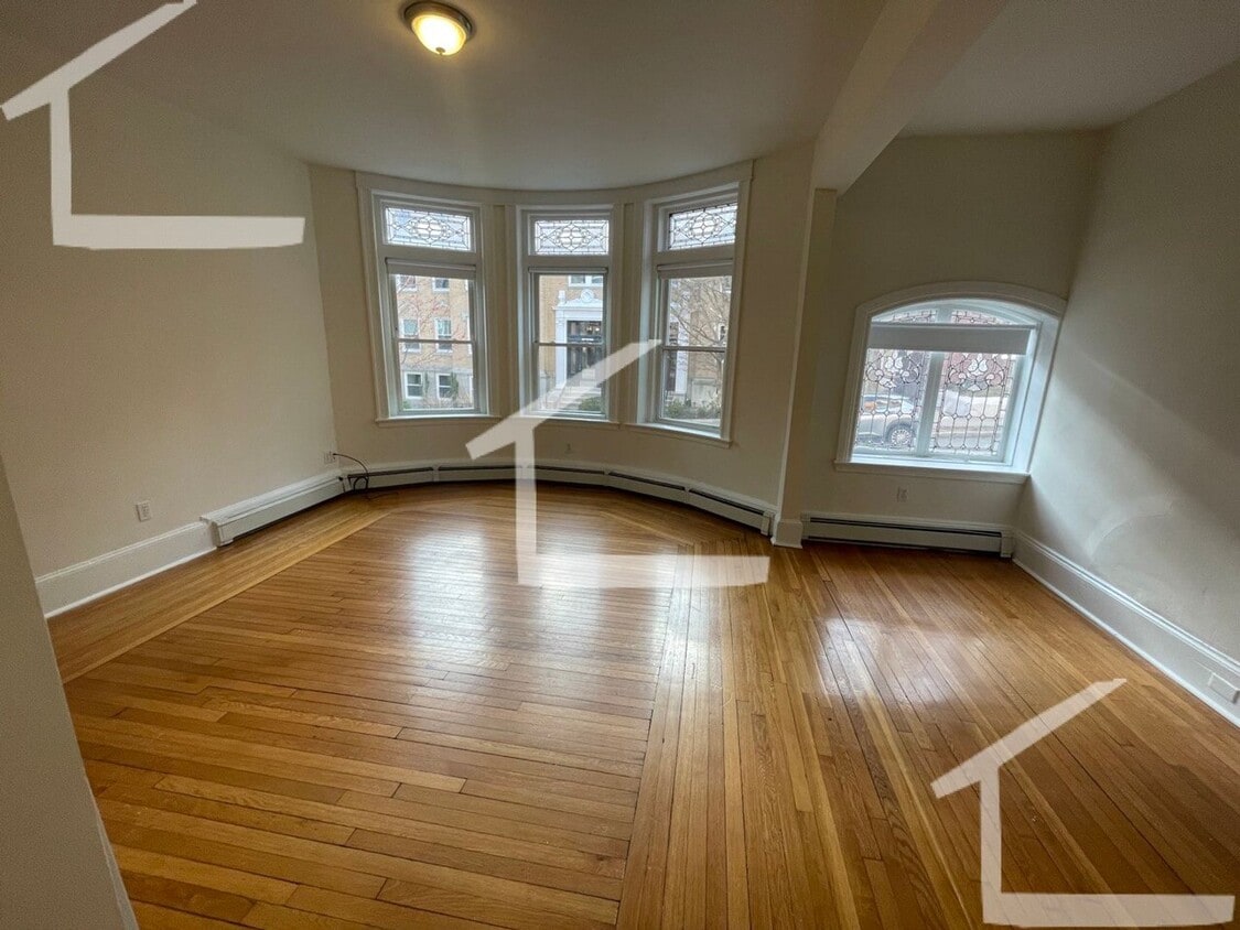 Large Studio Available 6/1/26 - Large Studio Available 6/1/26