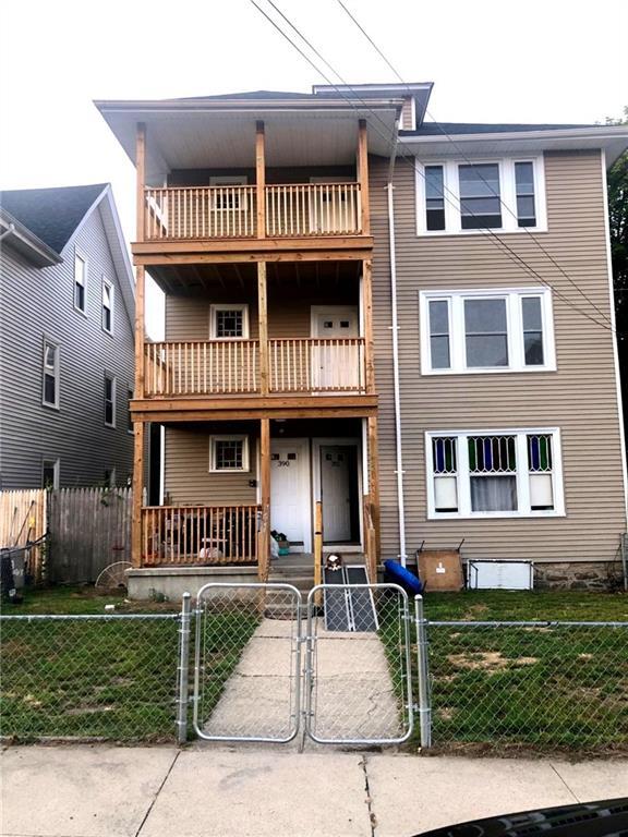 Foto del edificio - 392 Carrington Ave