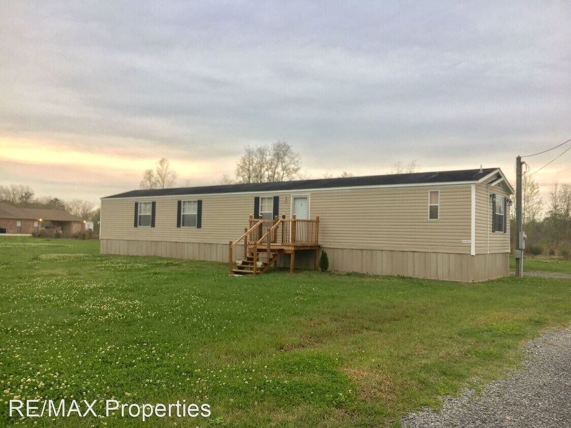 Primary Photo - 3 br, 2 bath House - 44488 Daniel Guidry Rd