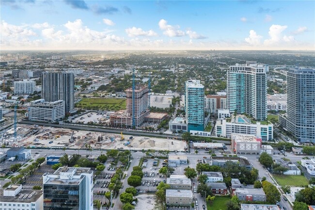 Foto del edificio - 501 NE 31st St