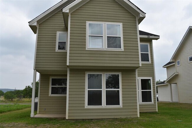 Building Photo - 1559 Co Rd 119