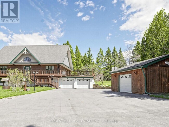 Photo du bâtiment - 4248 Bloomington Rd