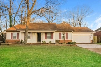 Building Photo - 1086 Trappers Cove