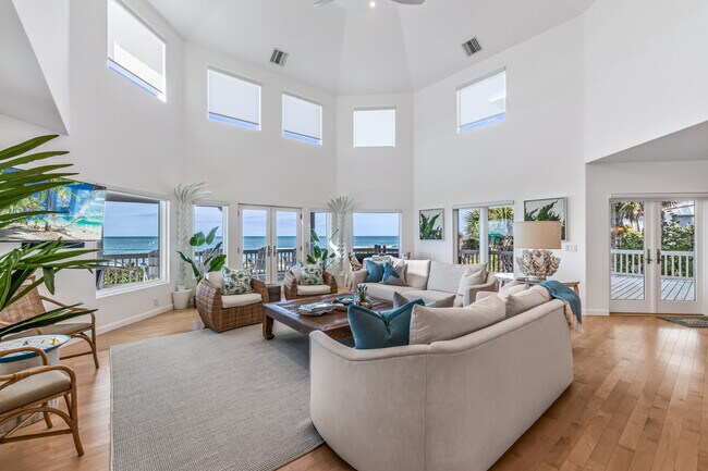 Foto del edificio - 4531 Shore Ln