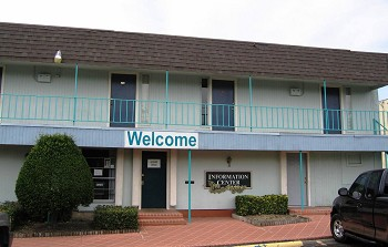 Building Photo - Vista Del Sol Apartments