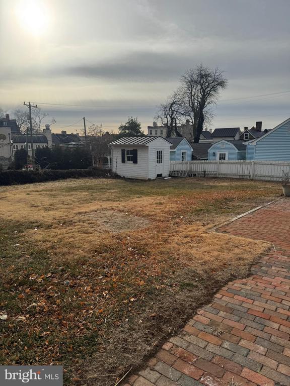 Foto del edificio - 12 Wirt St NW