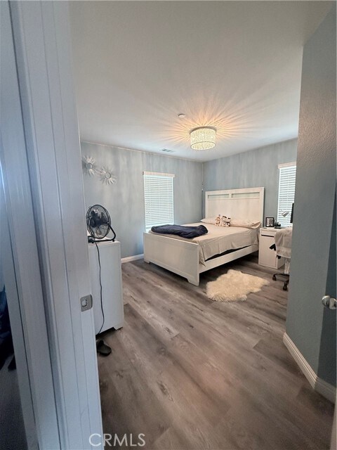 Foto del edificio - 16360 River Glen Ln