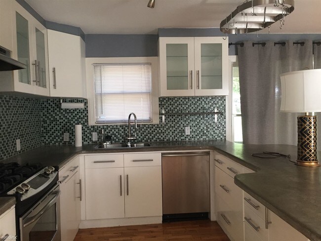 Foto del edificio - 3 br, 1 bath House - 2502 Rae Dell