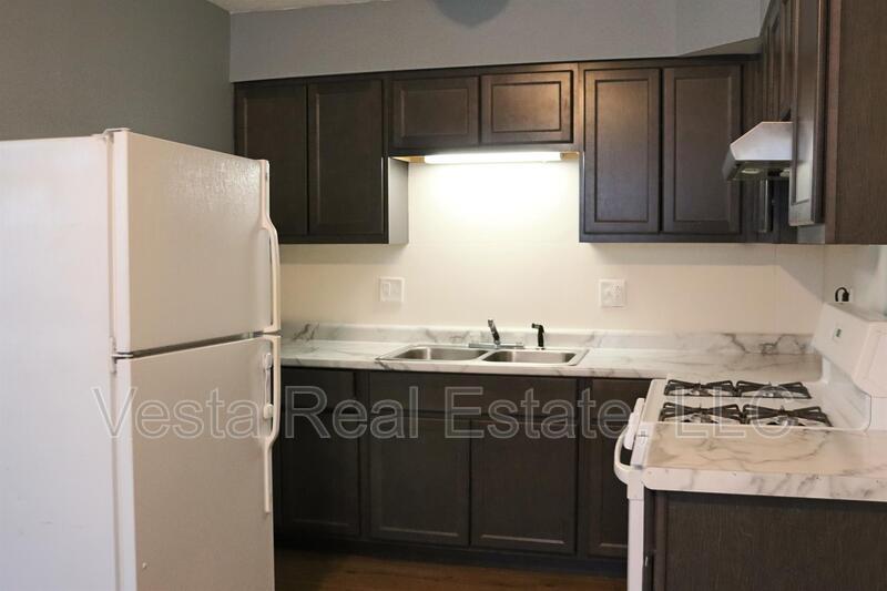 1005 Charlotte Dr Unit B, Normal, IL 61761 Condo for Rent in Normal