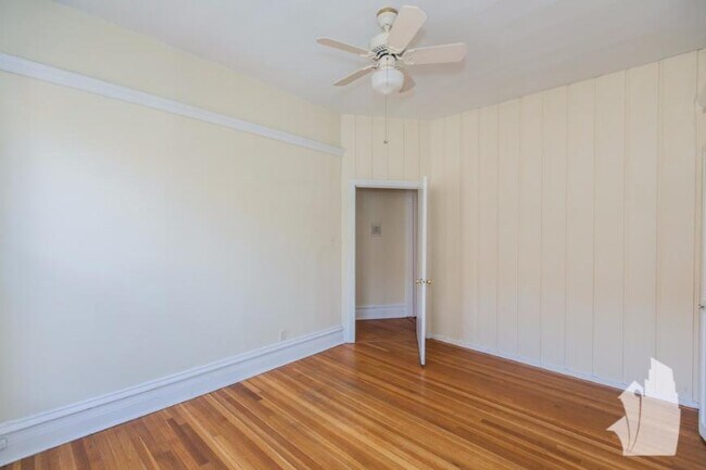 Foto del edificio - 2 bedroom in Chicago IL 60610