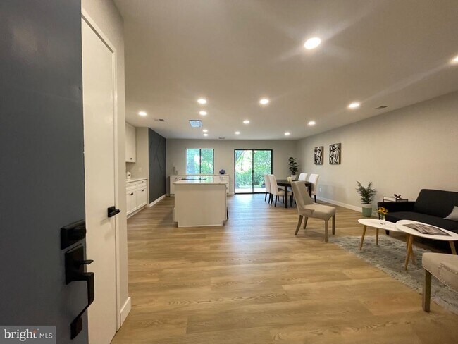 Foto del edificio - 11307 Gatesborough Ln