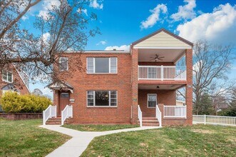 Building Photo - 116-118 Linden Ave