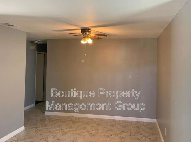 Building Photo - 7022 El Viento Way