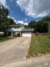 Building Photo - 2324 Greenfield Dr
