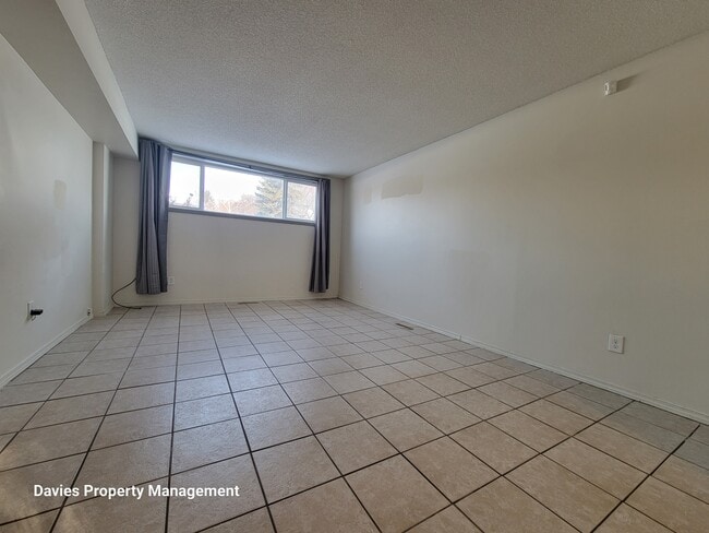 Building Photo - 12403 B-124130 130 Ave NW