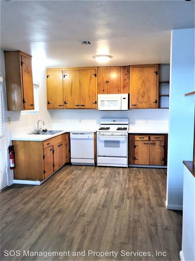 Foto del edificio - 701 Nardo Rd