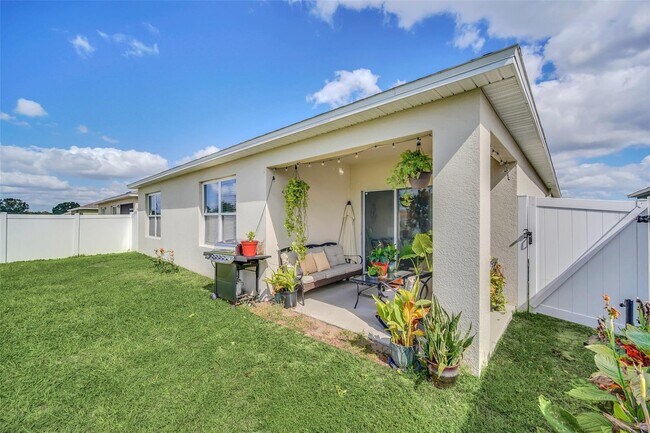Foto del edificio - 3308 Country Walk Club Cir
