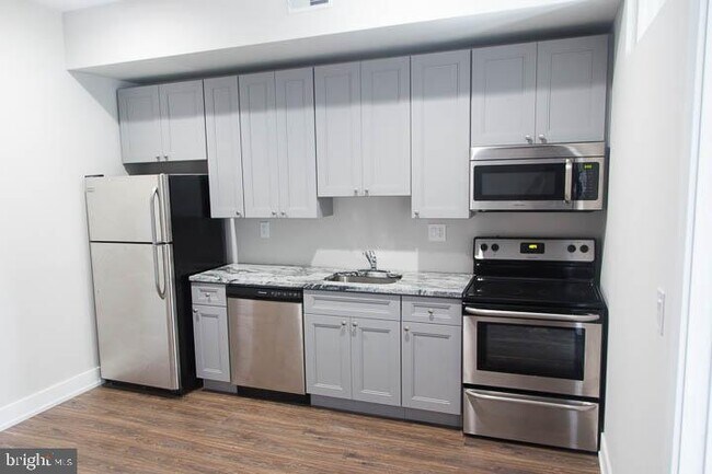 Foto del edificio - 3100-02 Spring Garden St