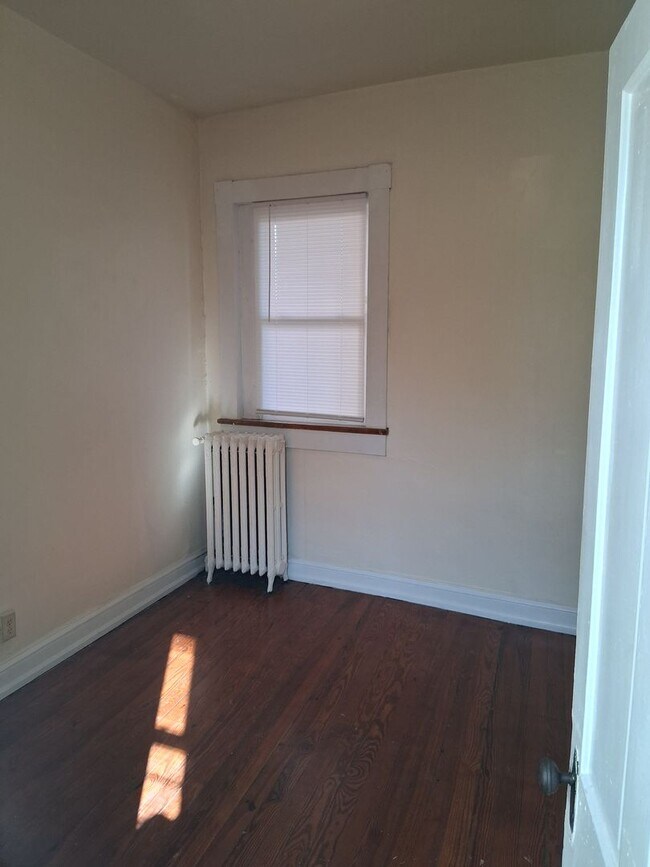 Foto del edificio - Bedford Habitat