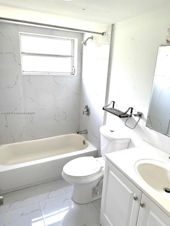 Photo - 1401 NE 191st St Apartment