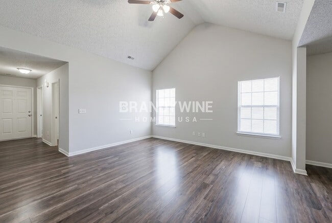 Building Photo - 6537 Hoover Cir