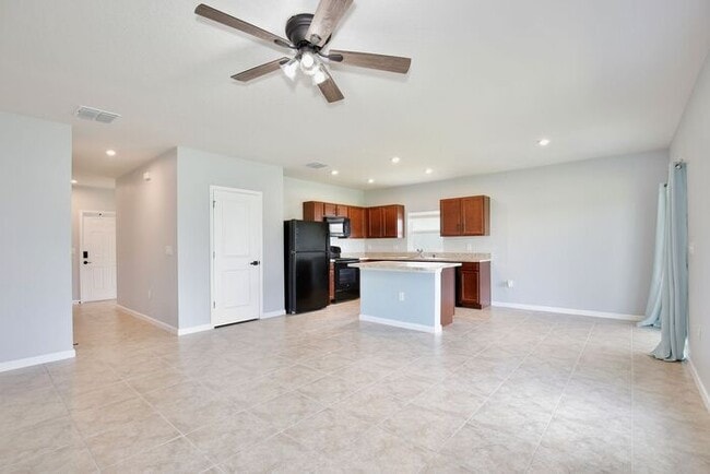 Foto del edificio - Effortless Living in a Modern 3-Bed Home w...