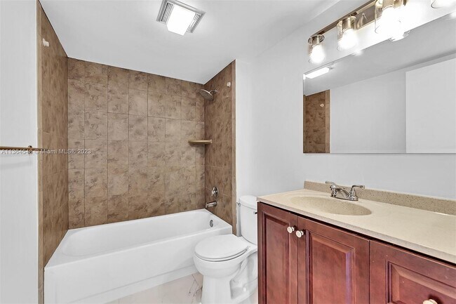 Foto del edificio - 1251 SW 125th Ave