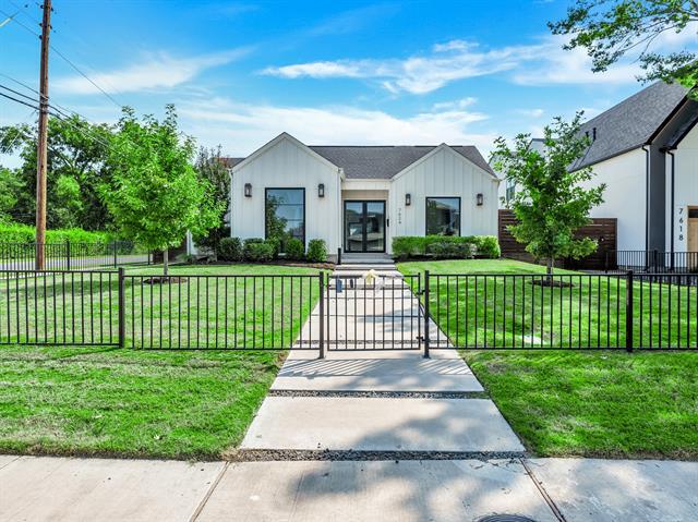 Foto del edificio - 7624 Roper St