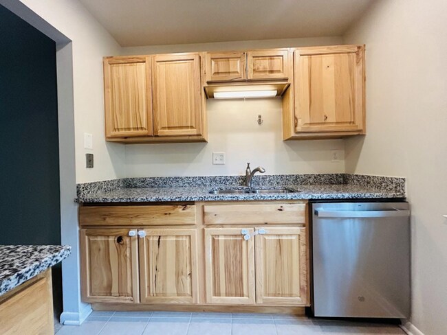 Building Photo - 11823 Coopers Court