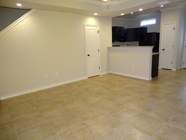 Foto del edificio - 7006 Lakeview Dr.